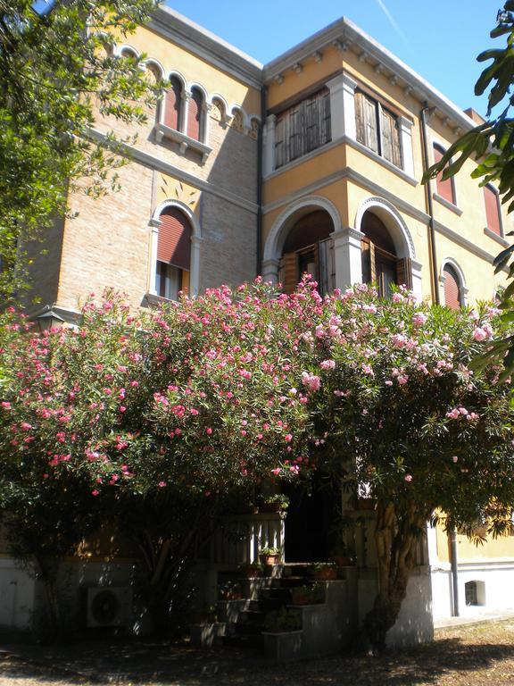 Villa Parco Венеция Лидо Екстериор снимка